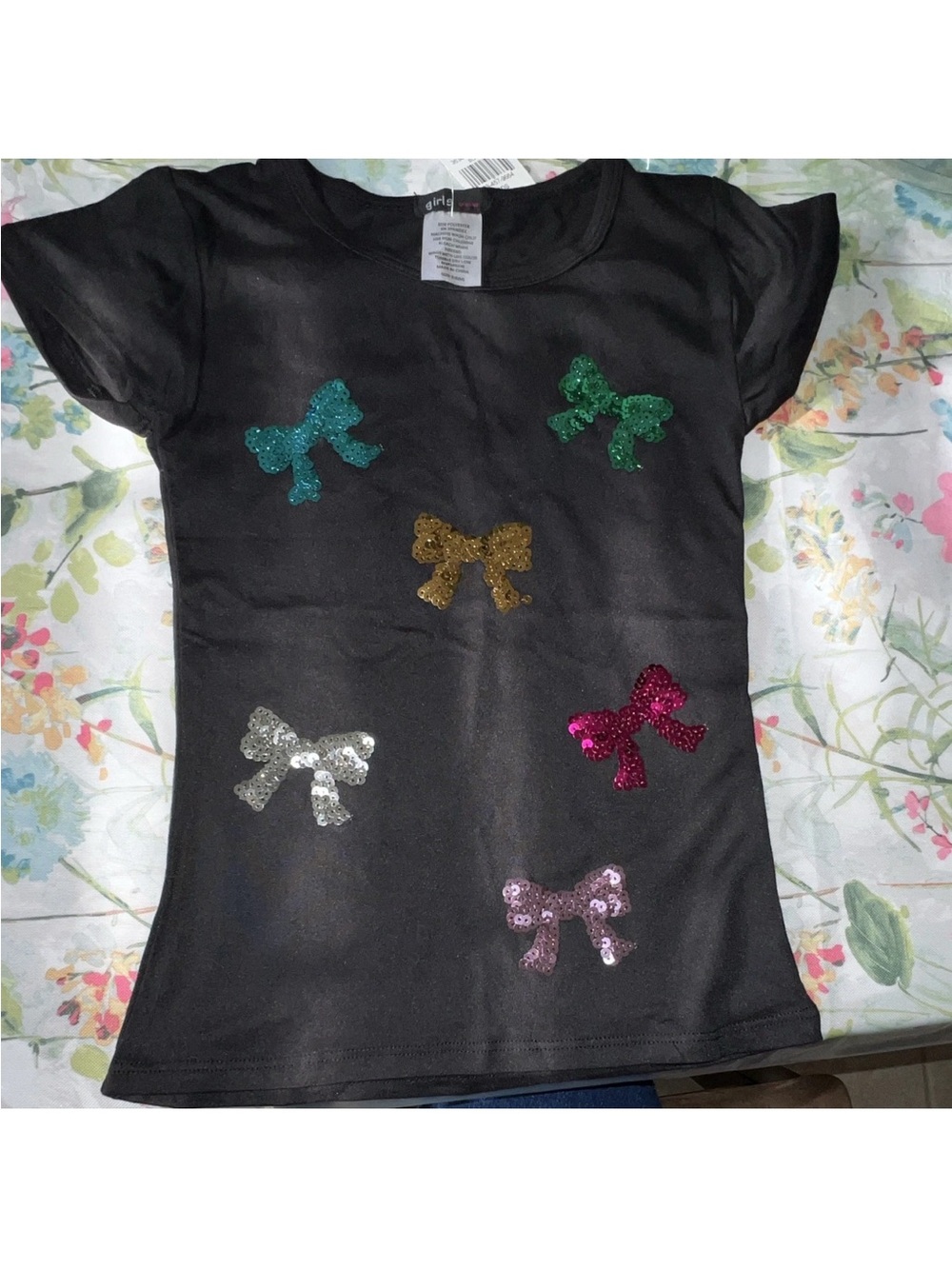 Girls Black Sequin Bow Short Sleeve Tee Size 5/6 M